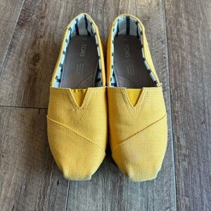 Toms yellow classic slip on shoes size 8